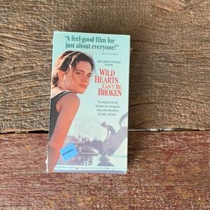 Unsealed VHS Wild Hearts Can’t Be Broken / Family Movie / Vintage Retro Video